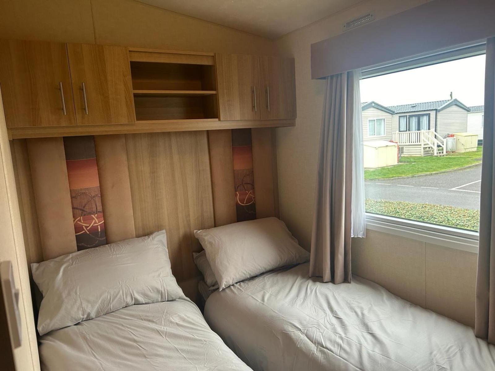 Sunny Escape Villa Selsey Luaran gambar
